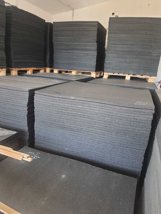 Podłoga sportowa fitness, mata gumowa siłownia crossfit puzzel kwadrat