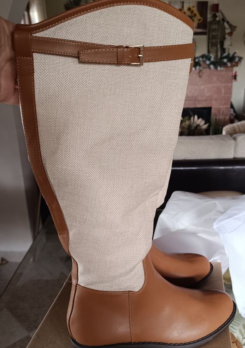 Bota de cano alto camel e bege 
Bota Tipo cavaleiro 
N 39 
Nunca usada