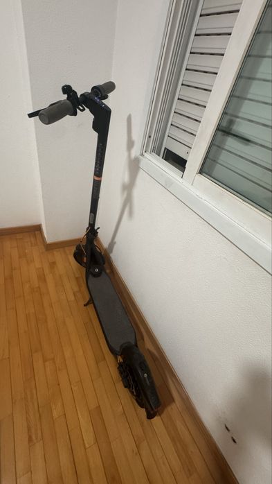 Trotinete segway nineboot