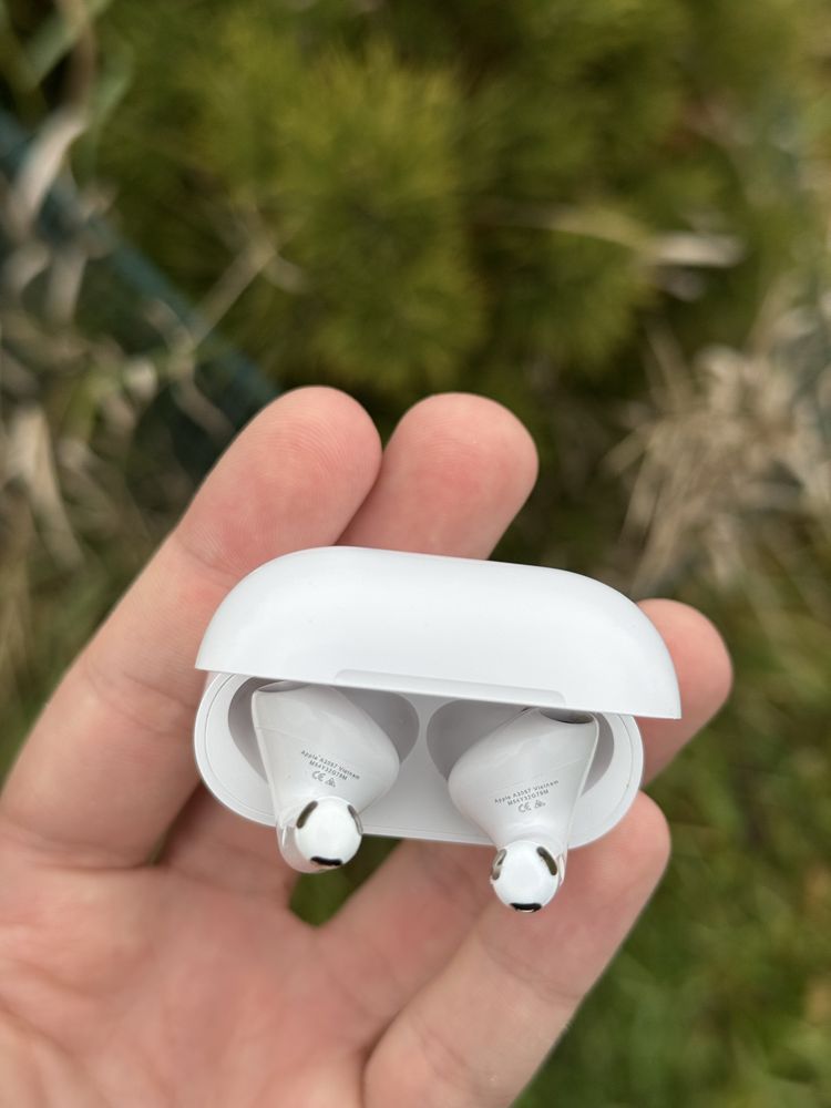 AirPods 4 generacji ANC