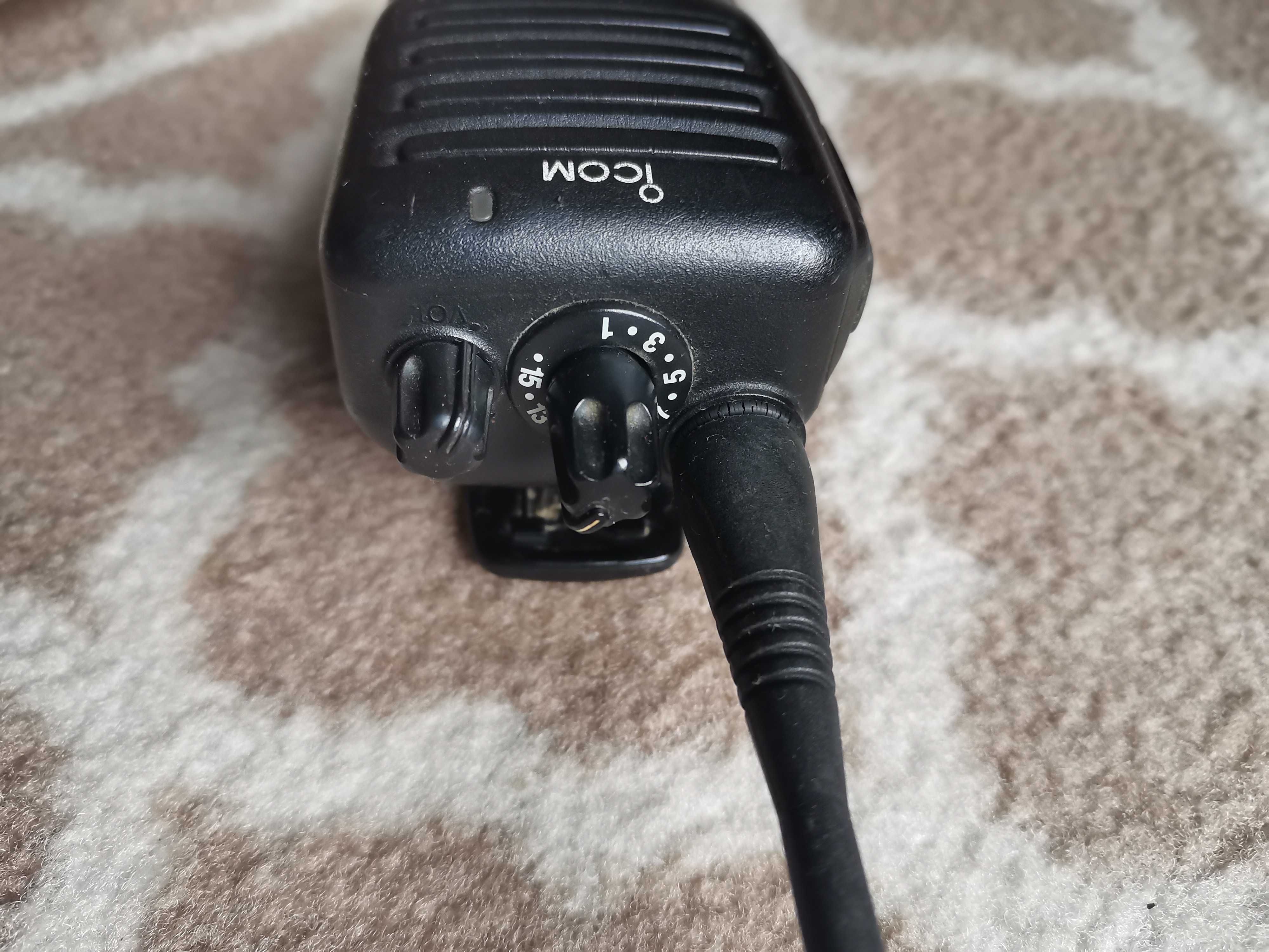 Radiotelefon ICOM IC F15