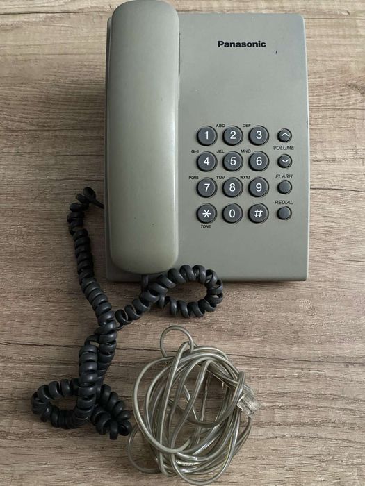 Телефон Panasonic проводной кнопочный