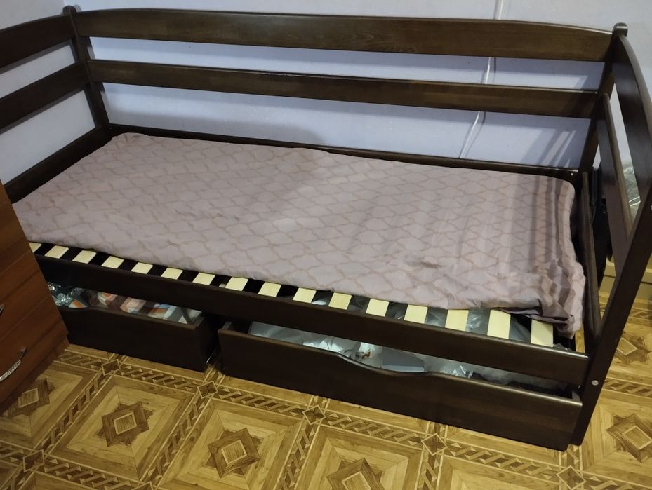 Продам кровать "ева"