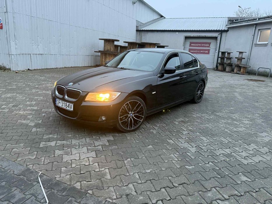 Sprzedam BMW e90 1.8 benzyna 2010
