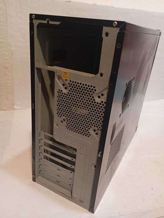 Корпус ПК Cooler Master,большой и тяжелый!