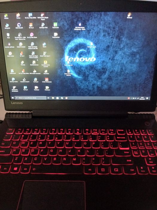 Lenovo legion Y520