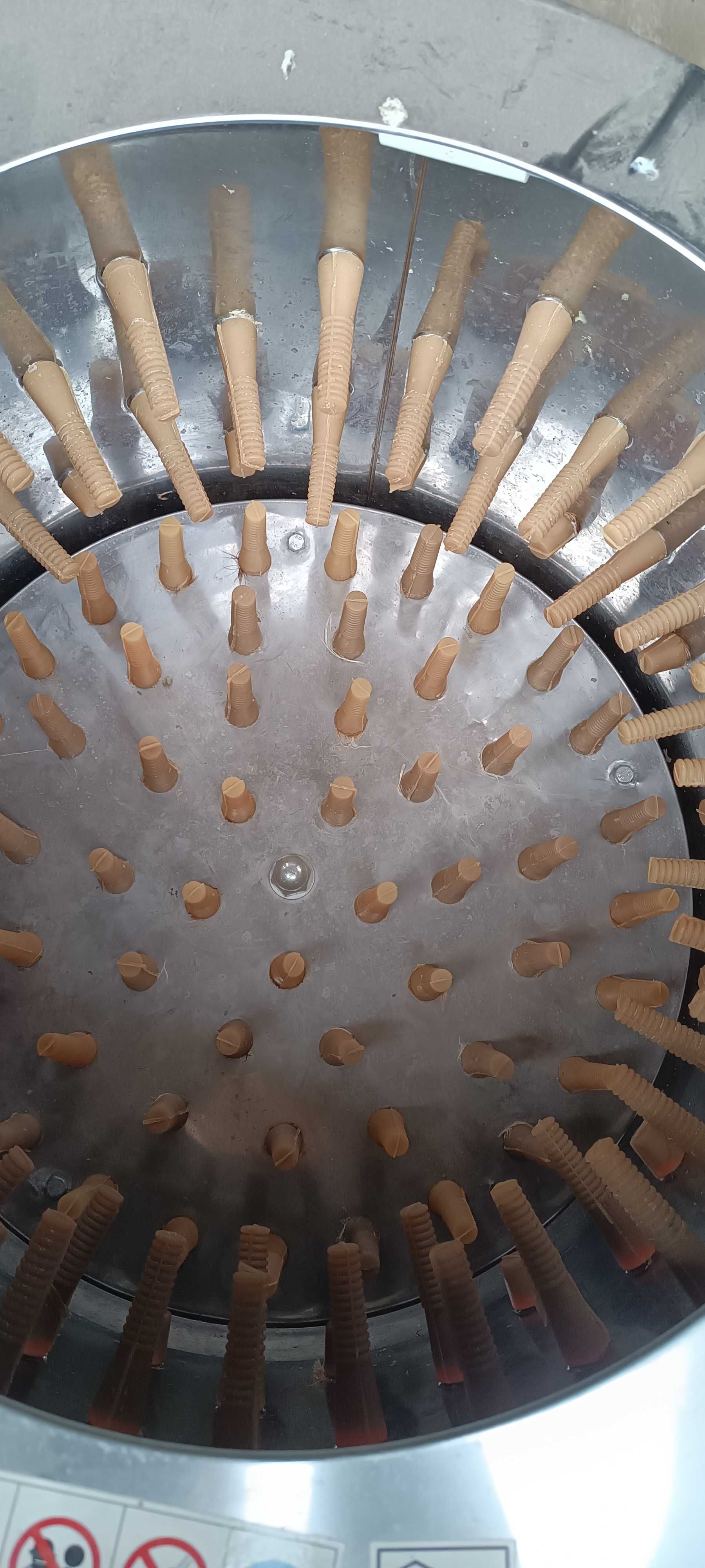 Máquina de depenar frangos