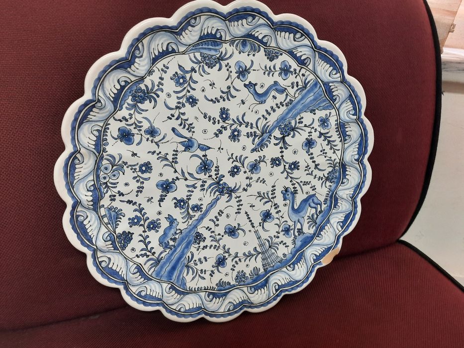 Pratos de decoração pintados a mão preço dos dois.