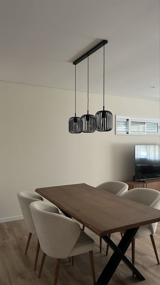 Mesa de jantar madeira