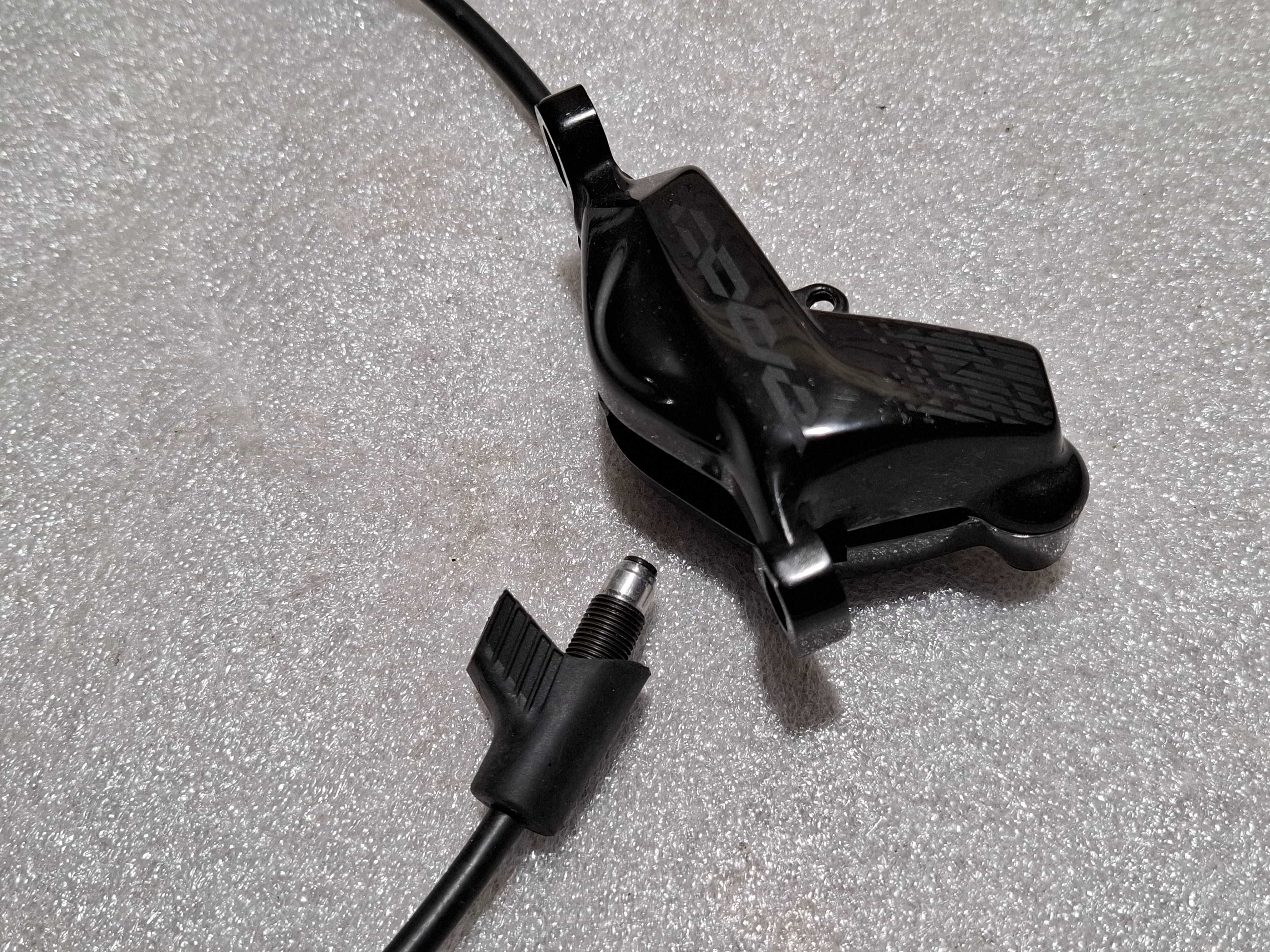 Zacisk Hydrauliczny Hamulca Tarczowego Sram Code 4 Tłoczkowy + Przewód