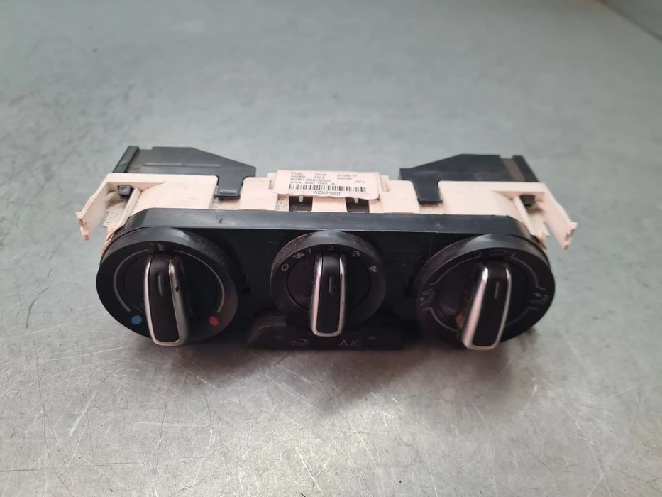 Comando chauffage / sofagem AUDI A1 Sportback (8XA, 8XF)
