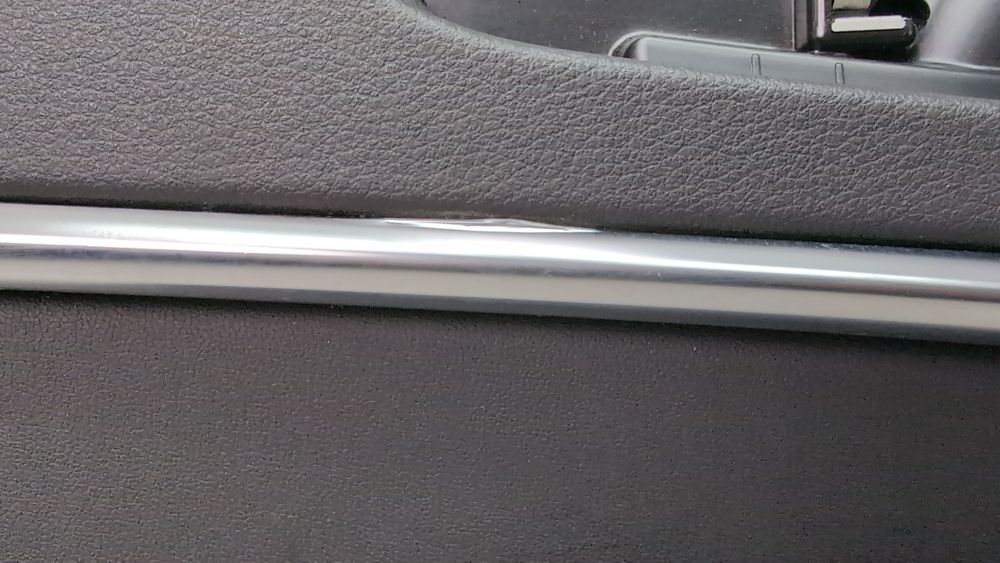 Обшивка карта двери передней левой для Audi A6 2019-2023