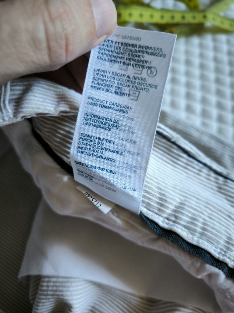 Tommy Hilfiger szorty damskie XXXS beż krem chino sztruks lato