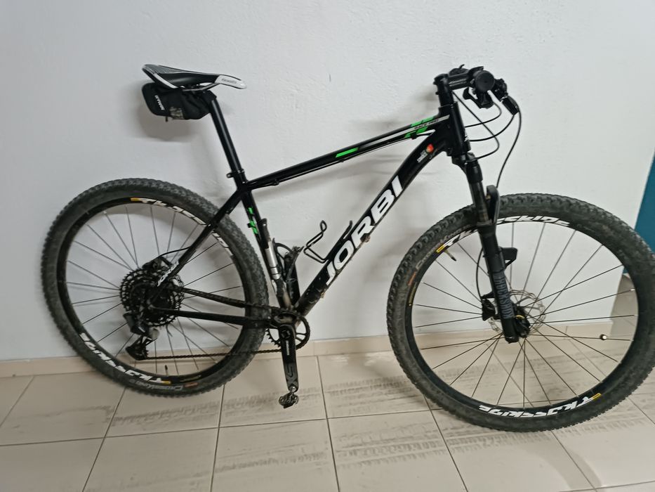 Bicicleta BTT jorbi