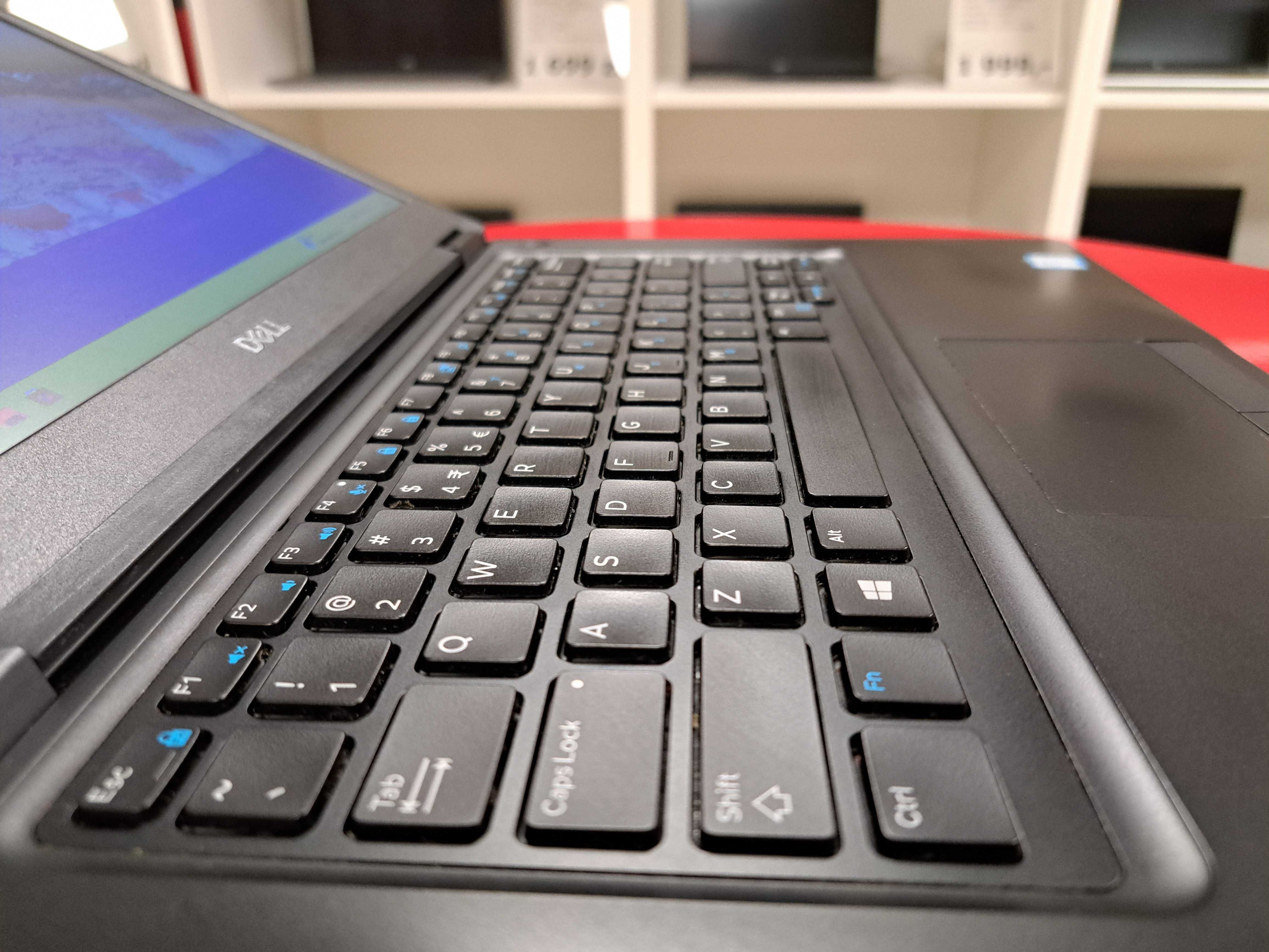 Laptop 14" Dell Latitude 5490 i5-8gen 8GB Win11 SSD USB-C HDMI Kamera