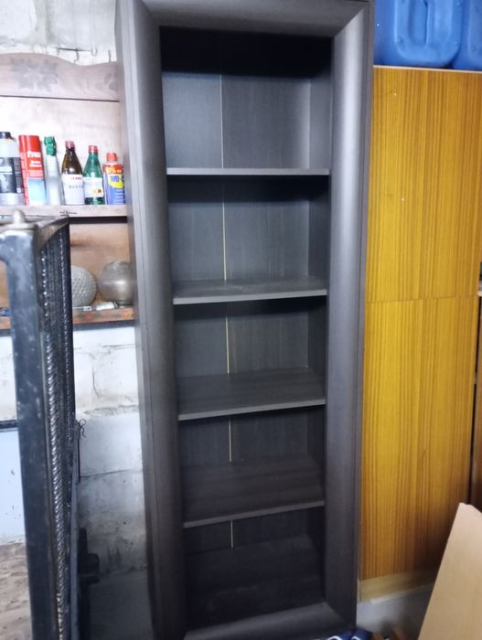 Regał, słupek na książki