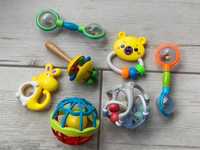Набір іграшок для немовляти ( игрушки для младенцев), брязкальця.