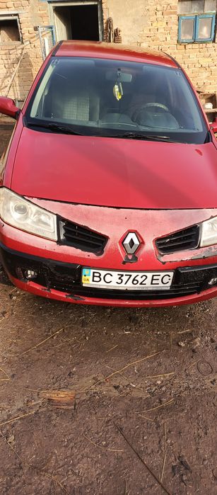 Продаю Рено Меган 2