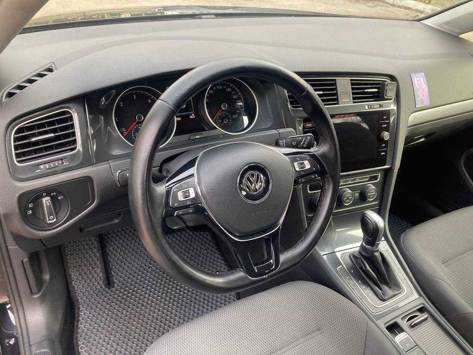 Volkswagen Golf 2017 універсал автомат