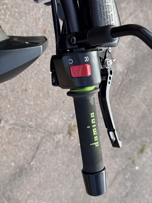 Кавасаки Z800 Kawasaki Z800 мот привезений з Японії