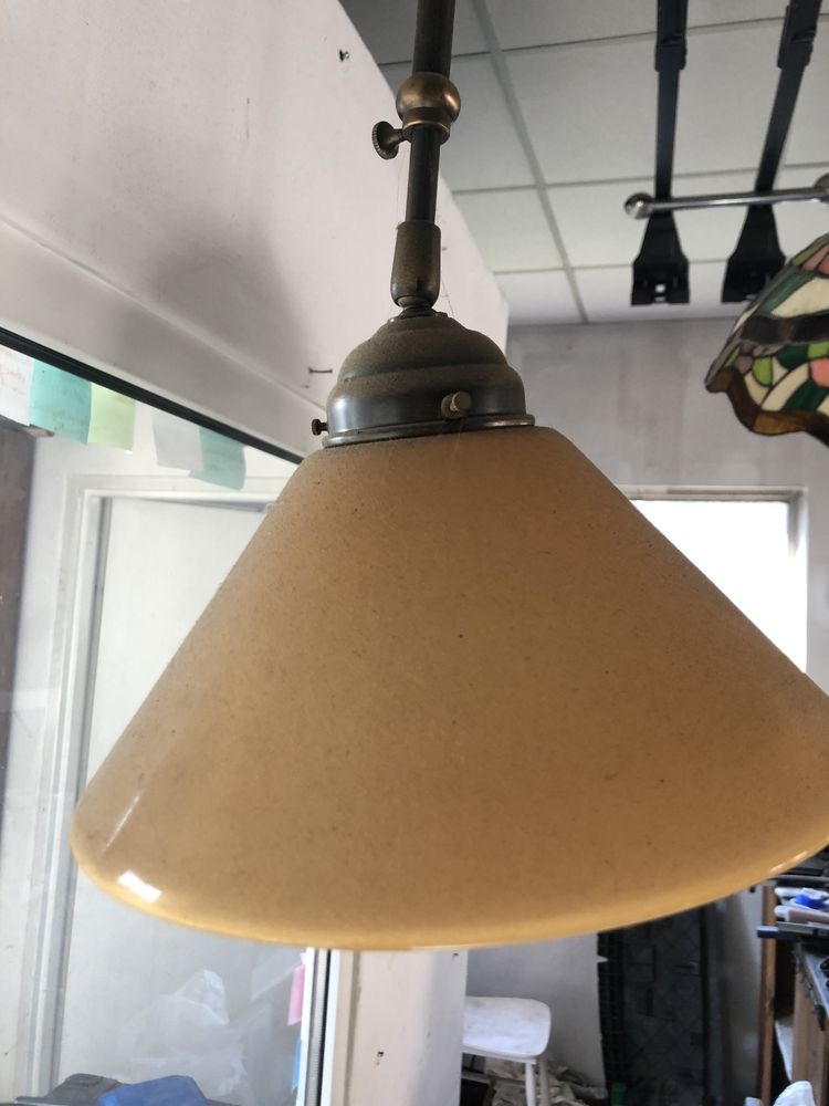 Lampa pojedyncza musztardowy klosz