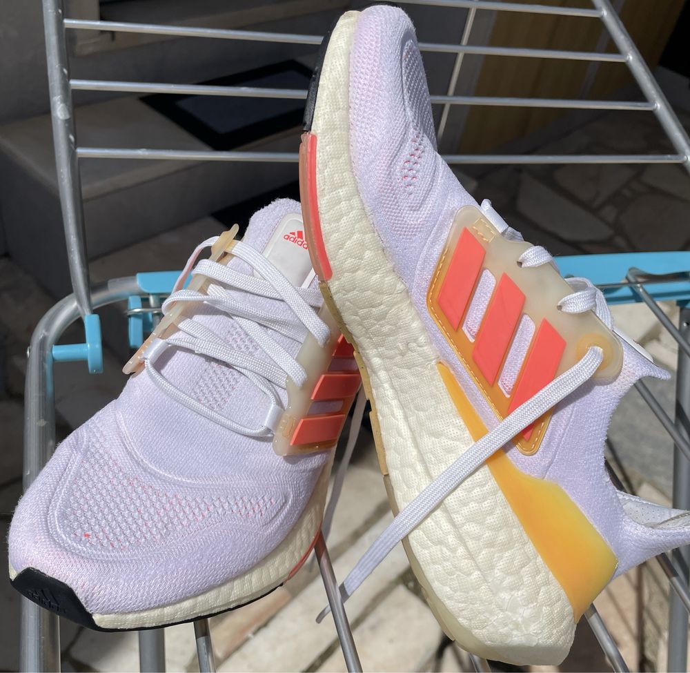 Sapatilhas Ultraboost 22