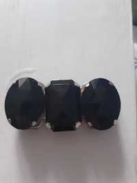 Czarna bransoletka na gumce