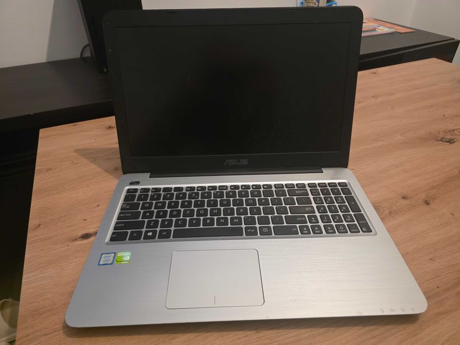 Asus R558UQ / i5-7200U / 8 GB RAM / 1 TB / GeForce 940MX – Sprawny