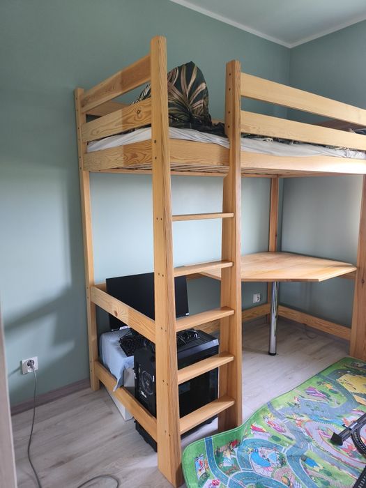 Antresola Miłosz Meble Bogart z biurkiem sosna + materac 80x180