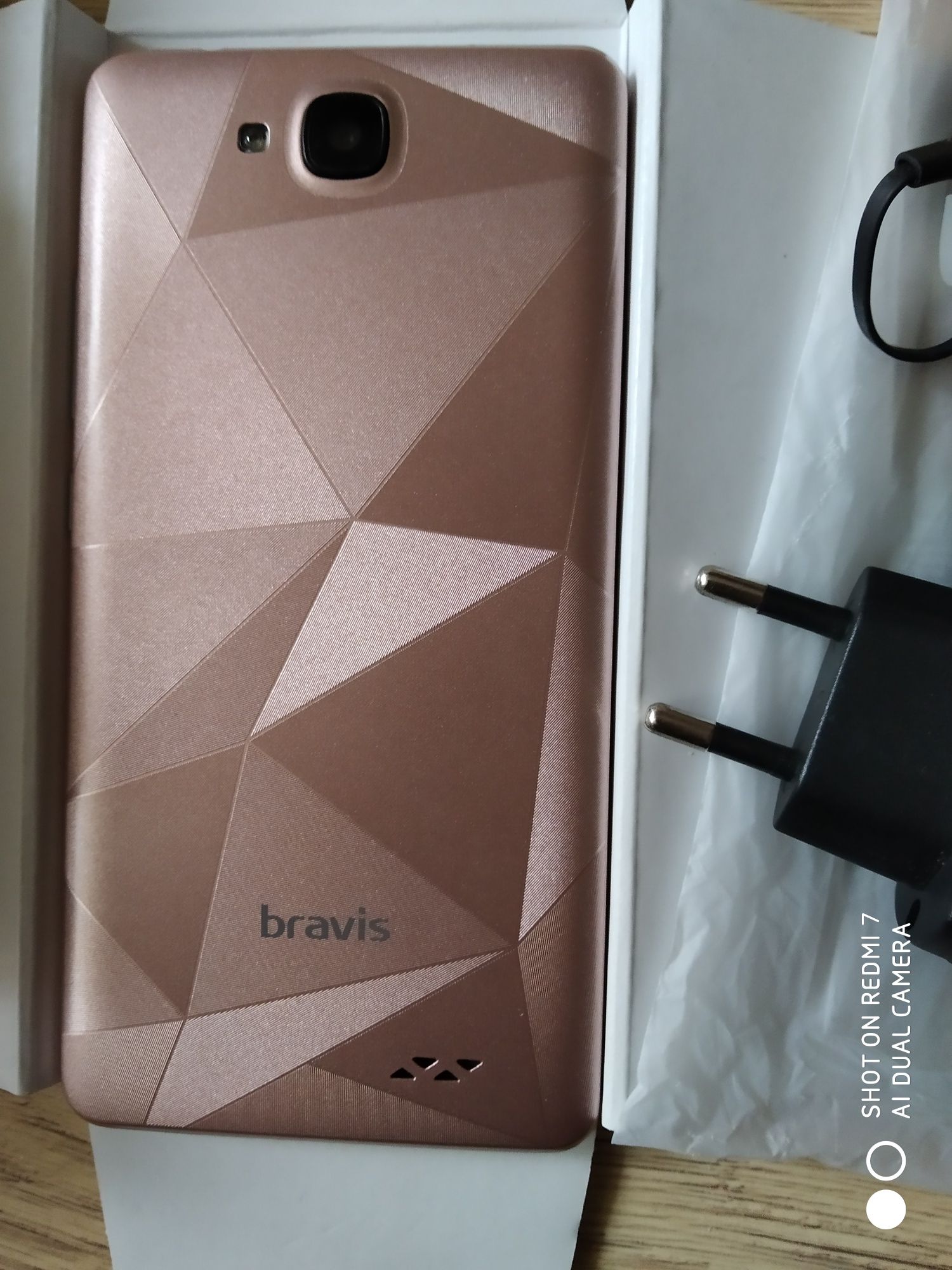 Смартфон Bravis А503joy