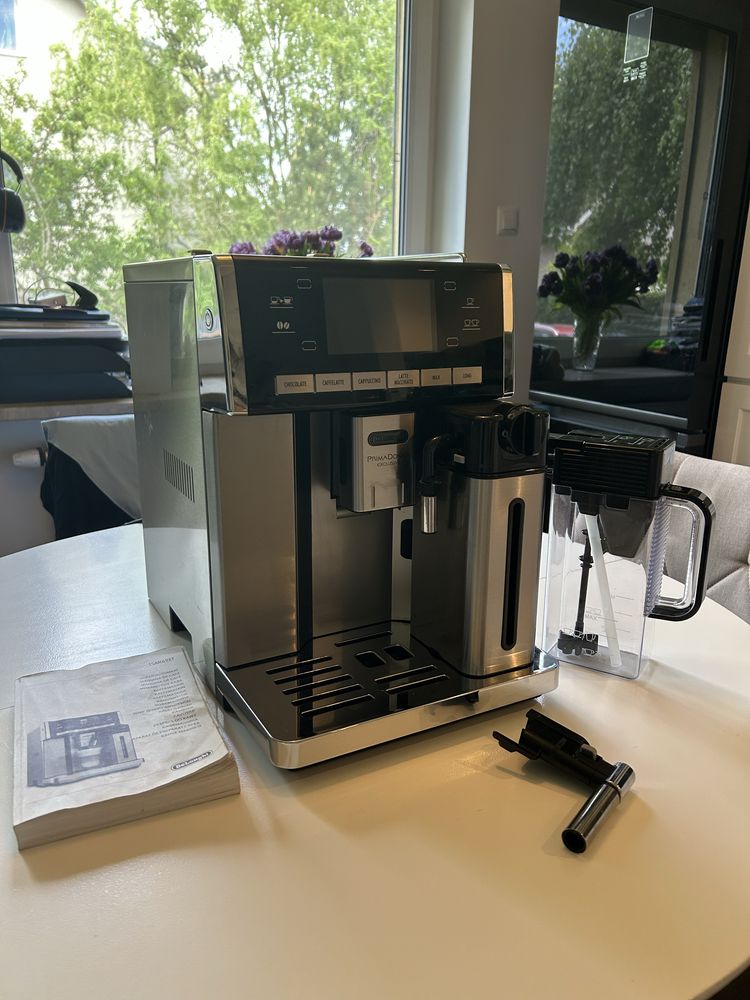 Automatyczny ekspres De'Longhi Primadonna Exclusive używany, sprawny