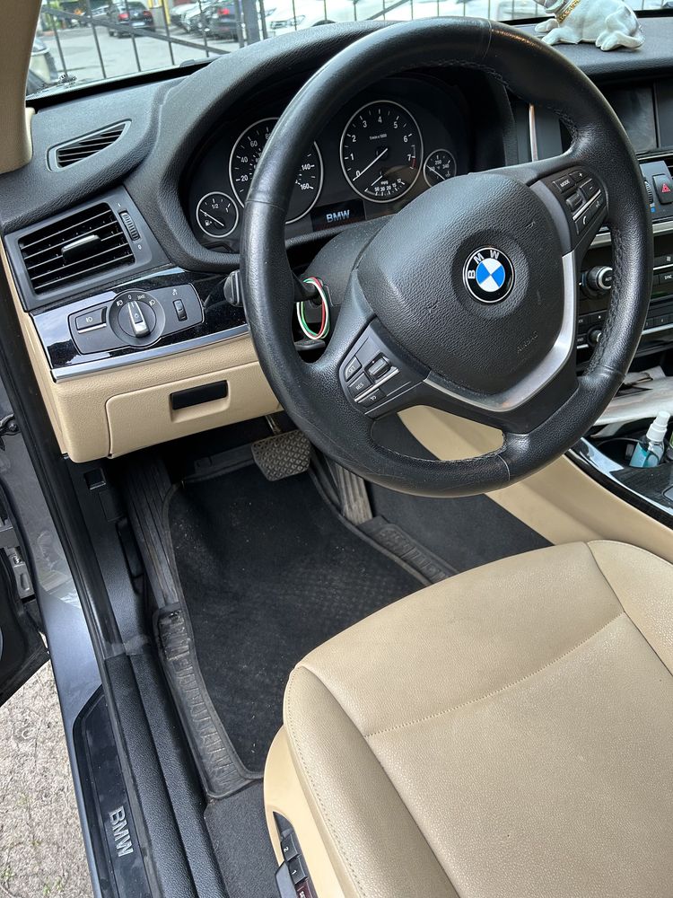 BMW x3 2016года обьем 2 л.  245 л.с.