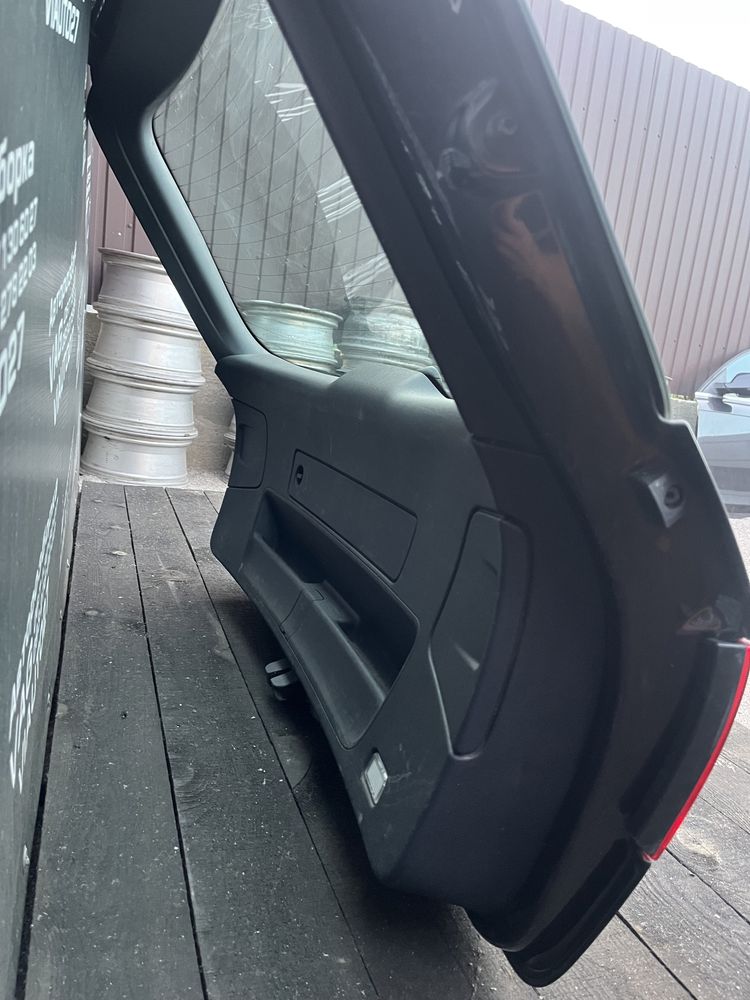 Кришка багажника Audi A4 b8, ляда.