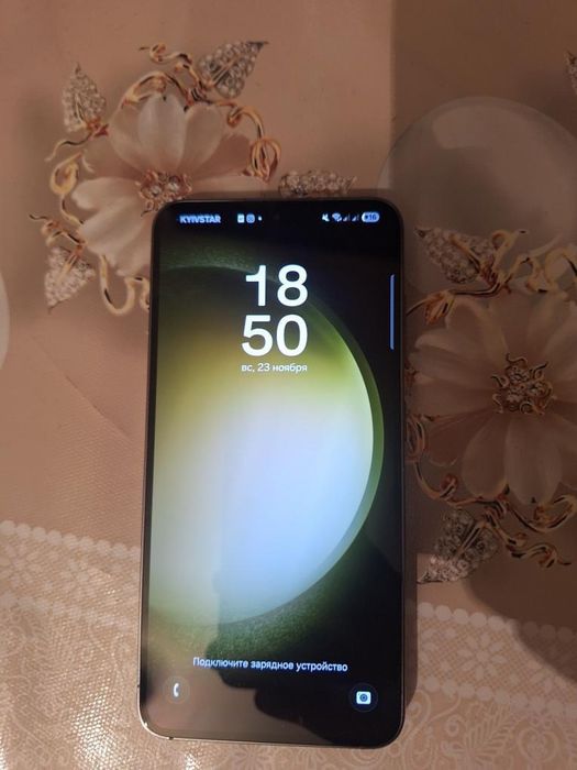 Продам Samsung s23