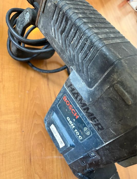 Martelo Demolidor Bosch GSH 10 C - Usado