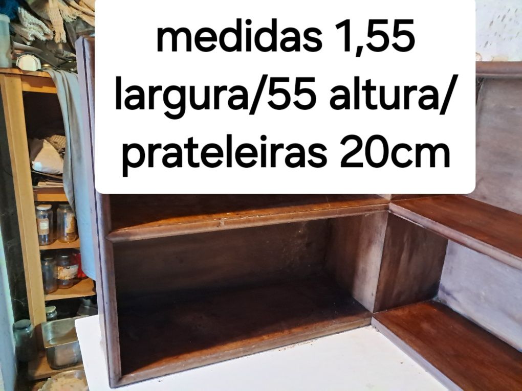 Movel de parede com prateleiras em madeira antigo