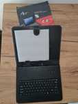 Etui z klawiaturą do tabletu 9,7" nowe