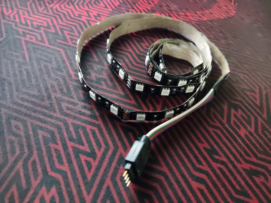 Controlador RGB com ligação sata (PC)