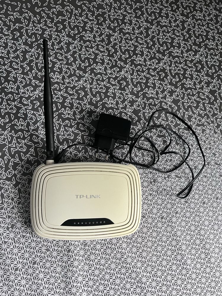 Продам wi fi роутер tp link