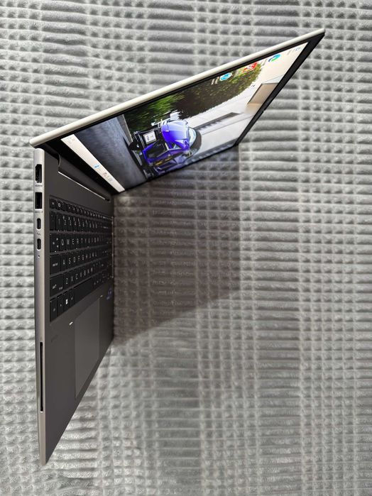 Ноутбук HP ZBook Firefly 16 G9 | i5-1240P | Ram-16 SSD-1ТБ | FHD IPS