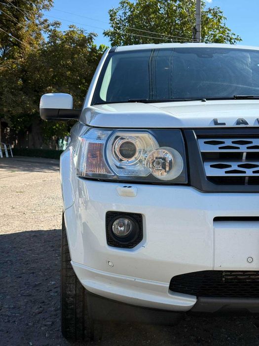 Рендж ровер фрилендер 2