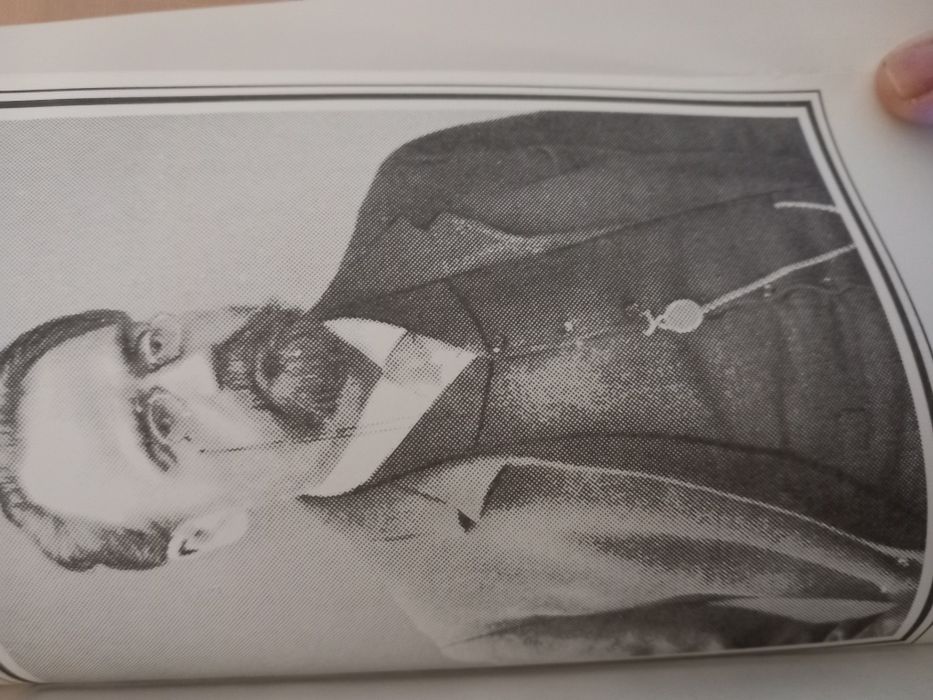 Clássicos da Literatura Universal (2 livros)