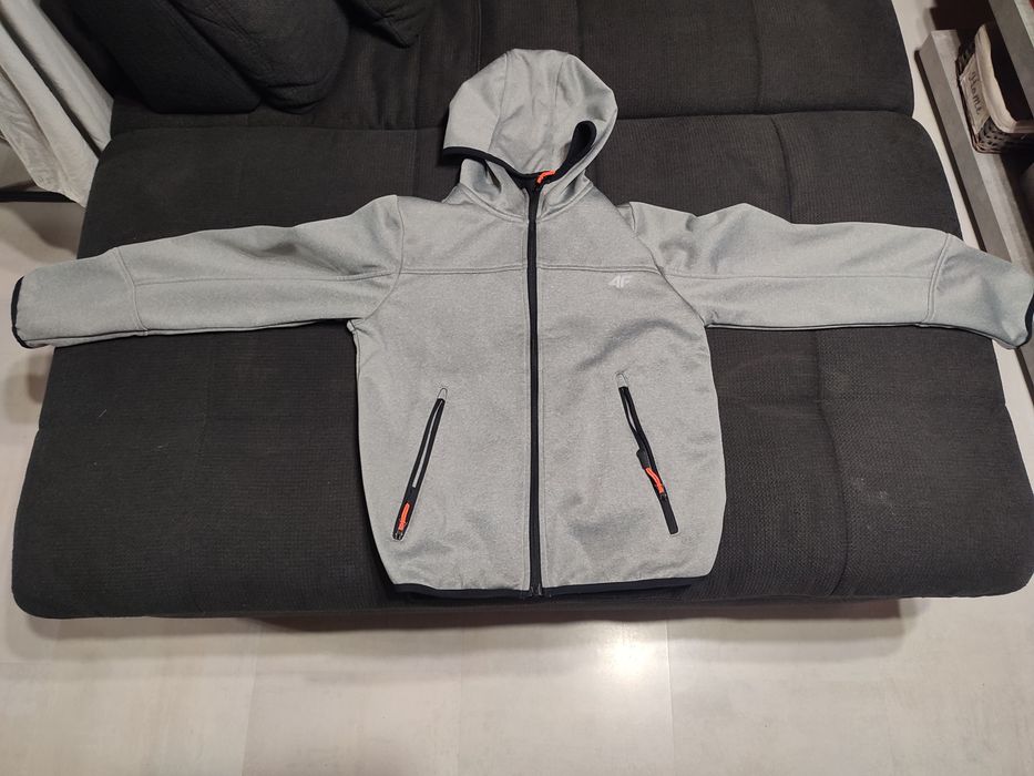 Sportowa bluza 4F