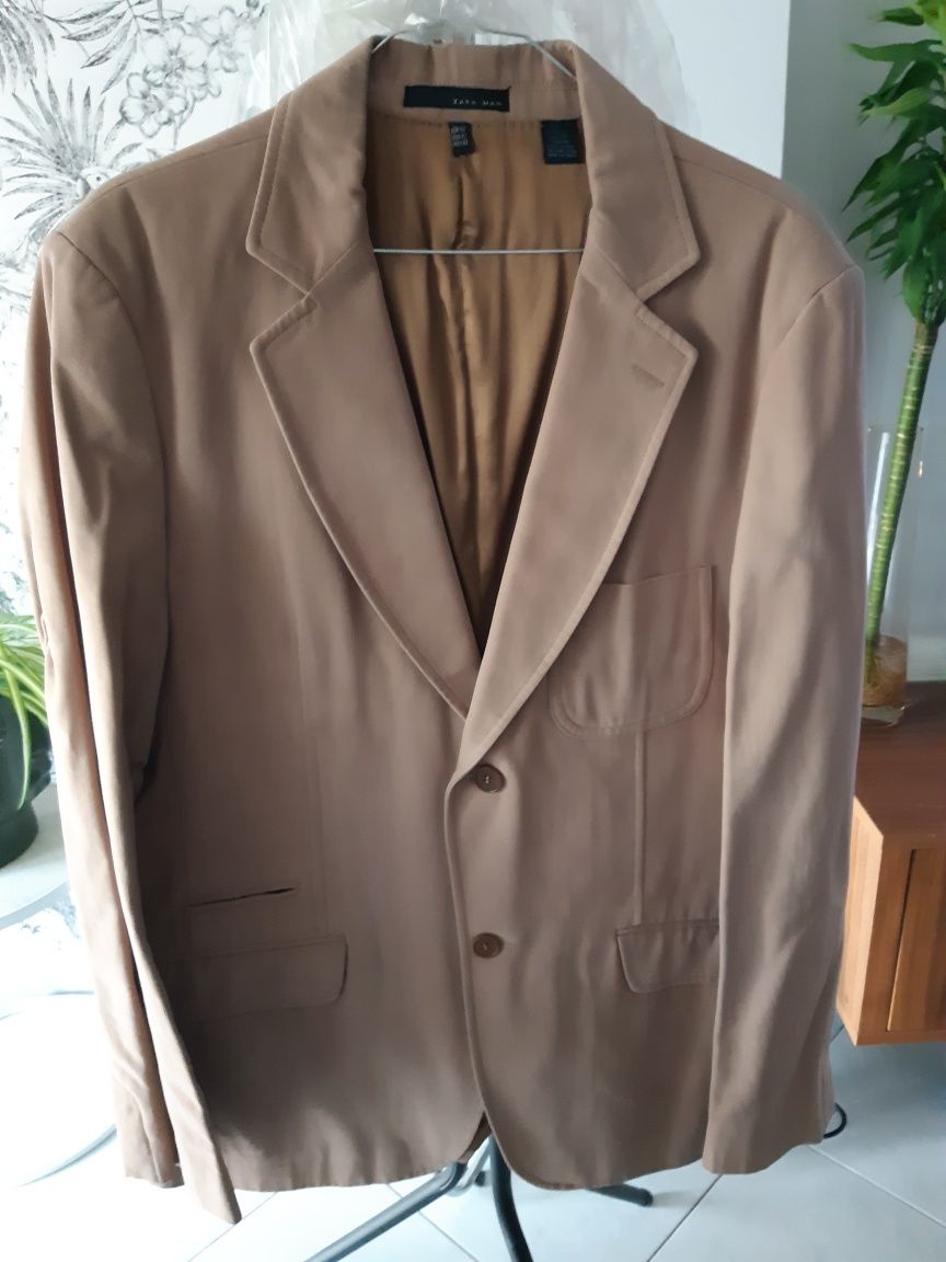 Blazer cor bege em óptimo estado