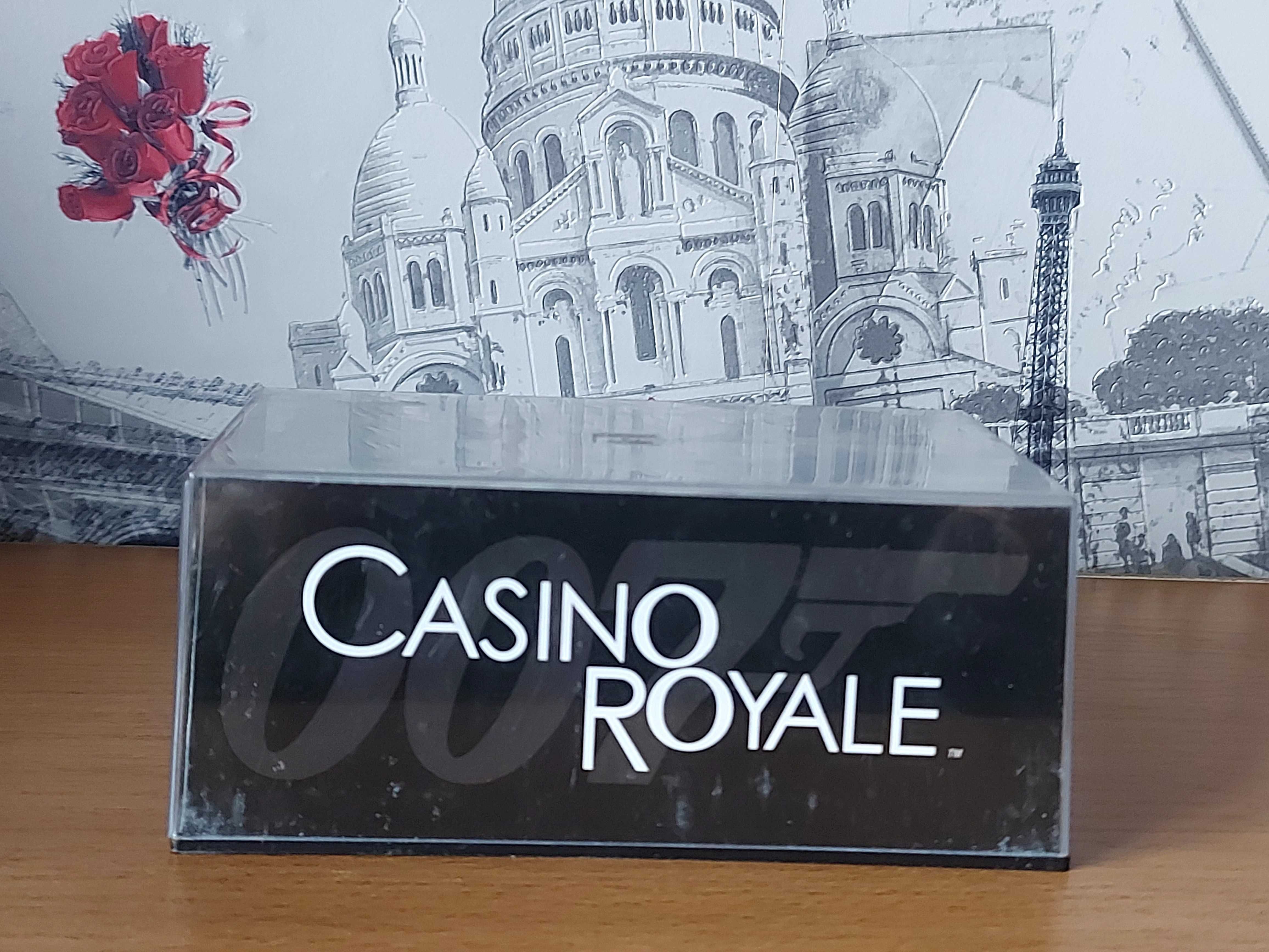 Продам модельку автомобиля RANGE ROVER SPORT CASINO ROYALE