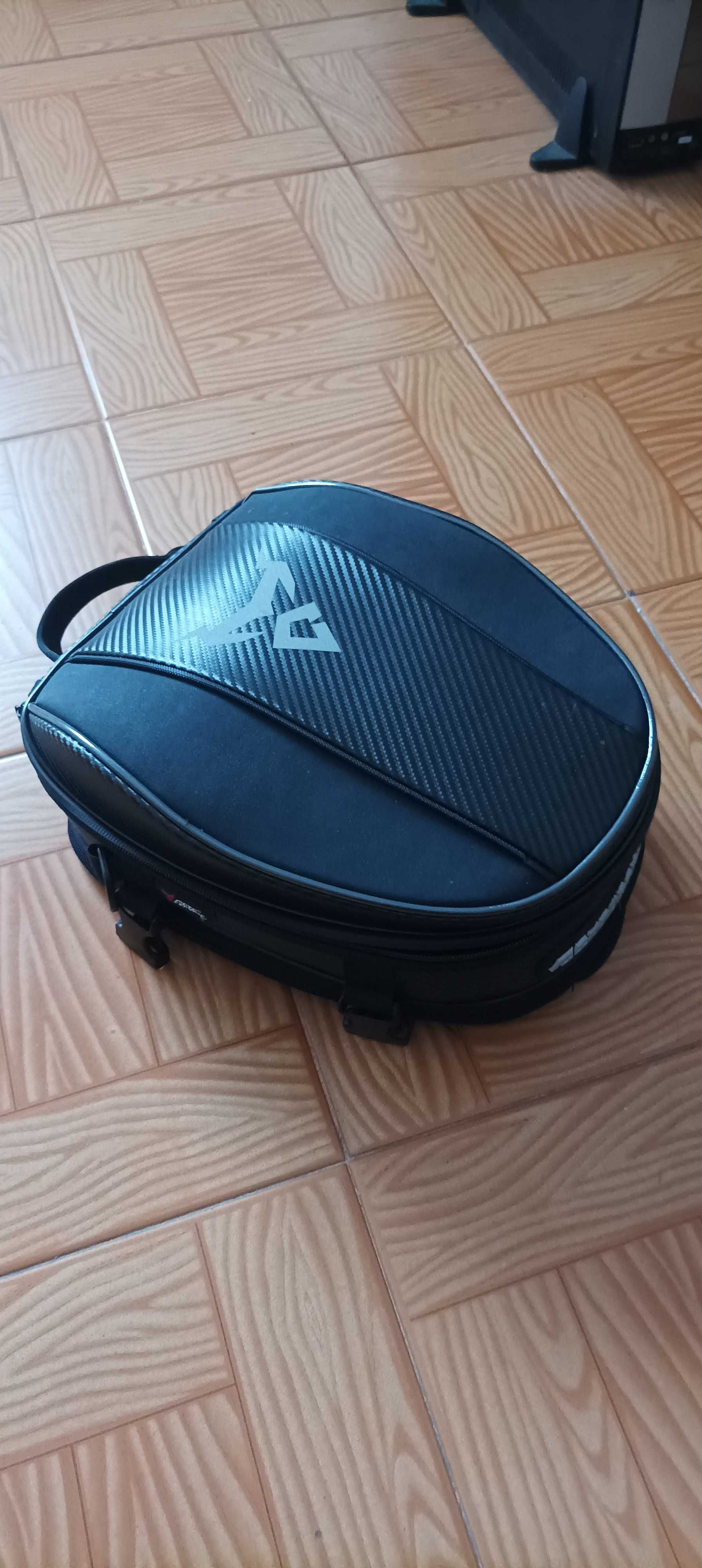 Tank bag / Bolsa depósito extensível 15L
