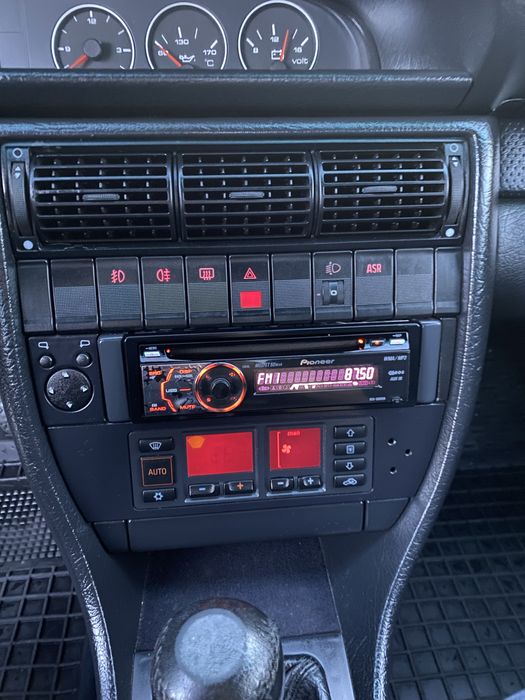 Продам Audi A6 C4