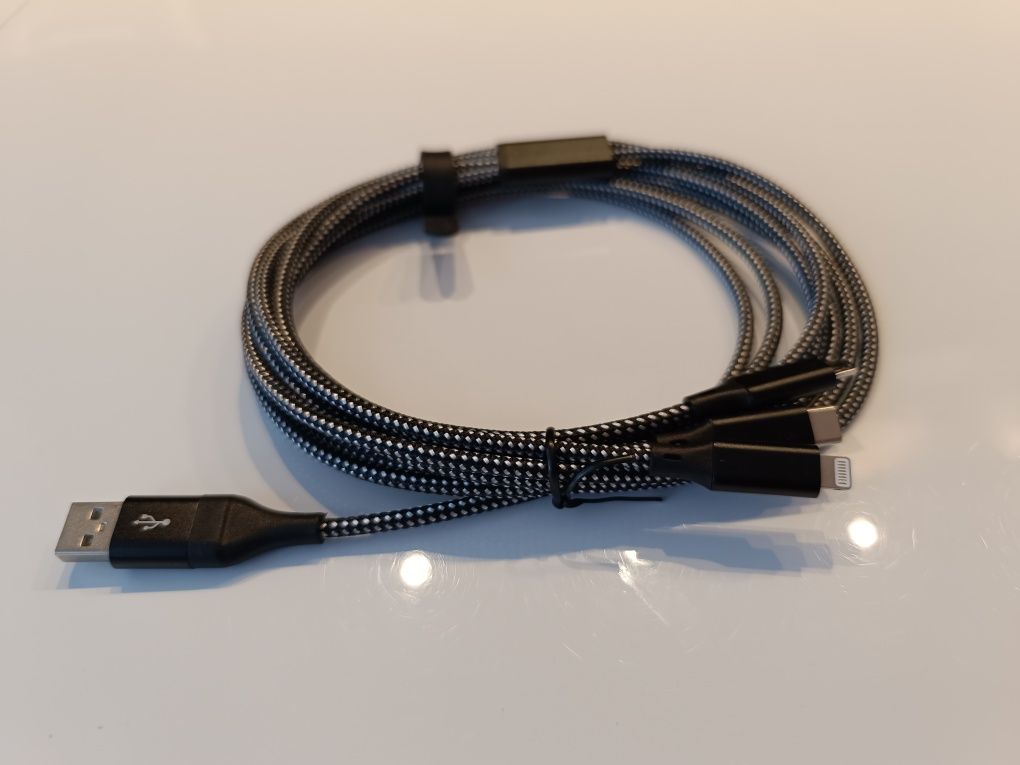 Zestaw kabli 3m  USB - USB typ C / microUSB / Lightning Baseus