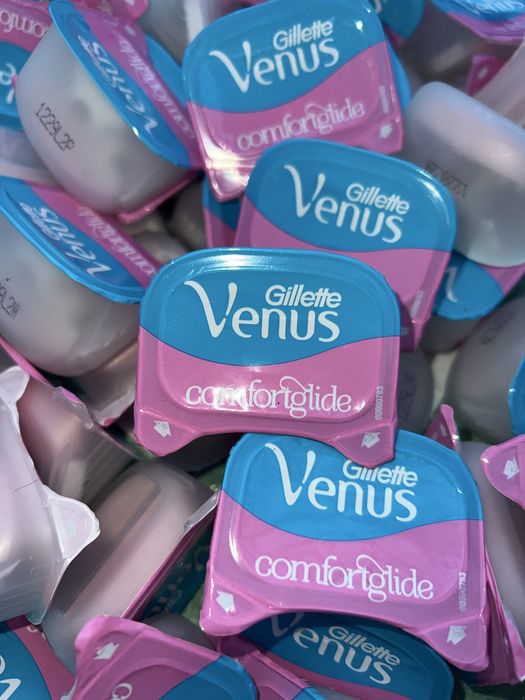 Сменные картриджы Gillette Venus Comfortglide