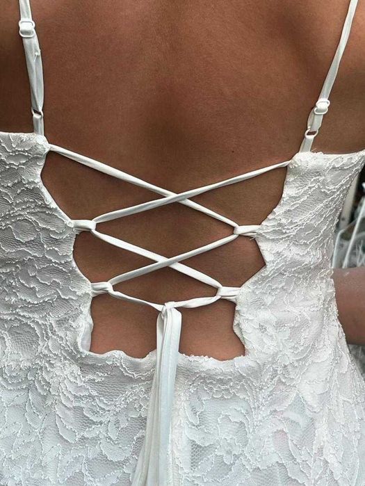 Suknia ślubna syrena koronkowa David’s Bridal, r.38/40 dla wysokich